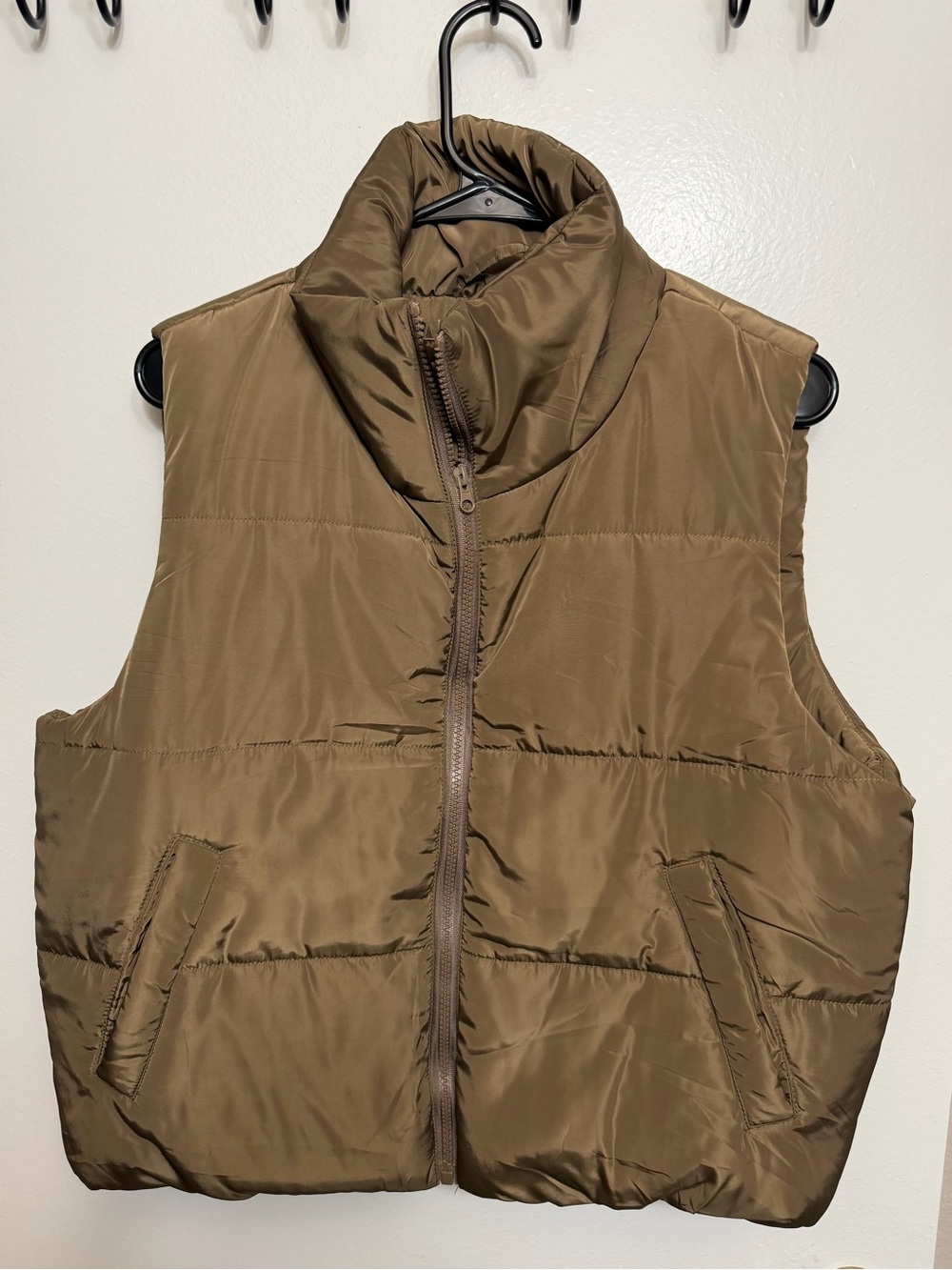 Y2K Cropped Puffer Vest Sleeveless - Size XL